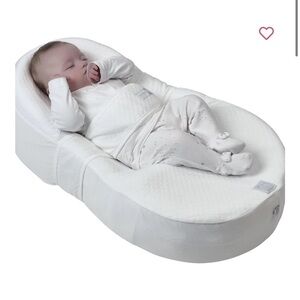 Cocoonsbaby red castle nest